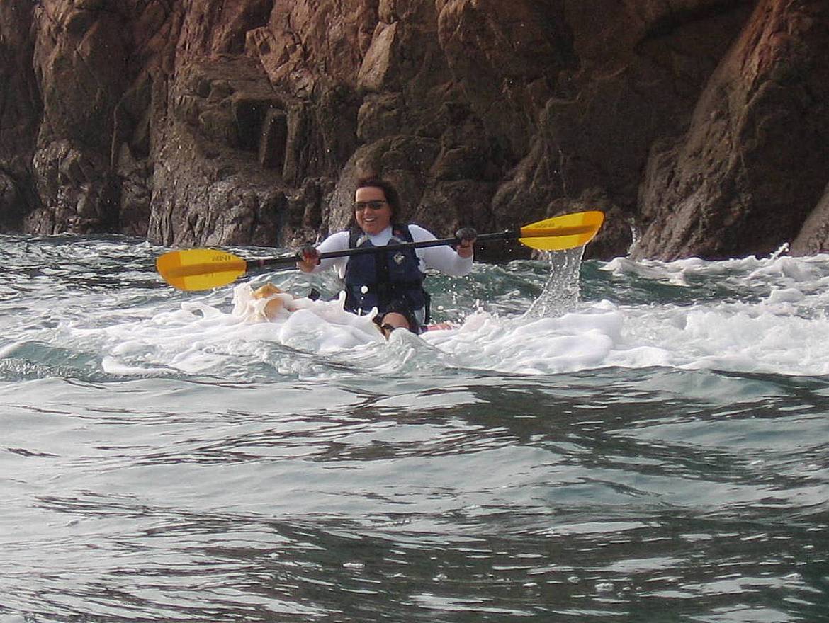Rough water sit on top sea kayaking jersey les etacs 2 Jersey Kayak Adventures